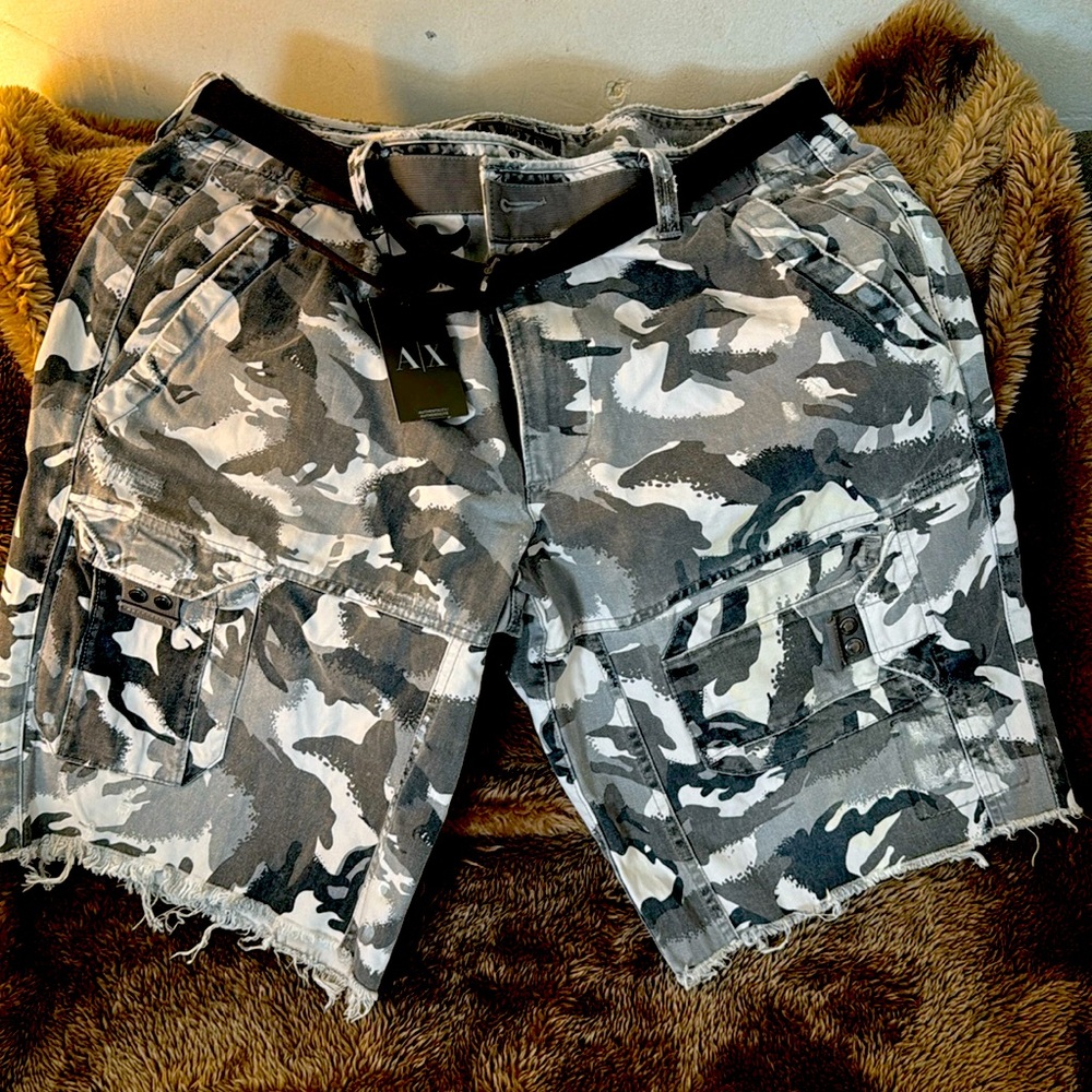 Armani excahnge cargo shorts vintage collection sunnr of 2014/16